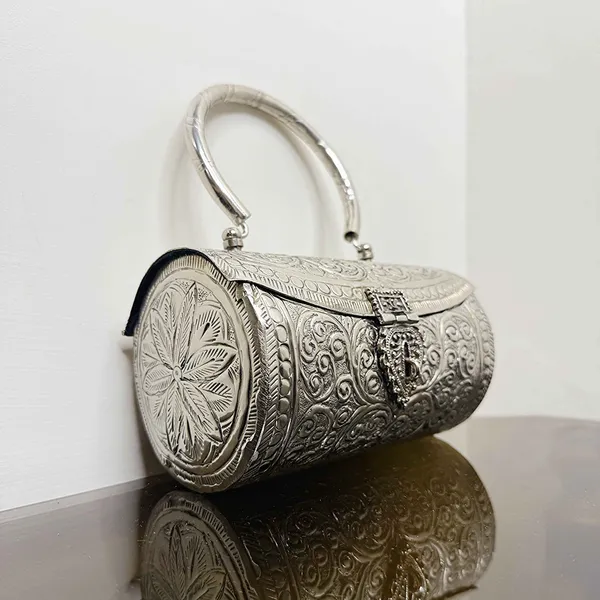 Cylin_Silver_Metal_Bag